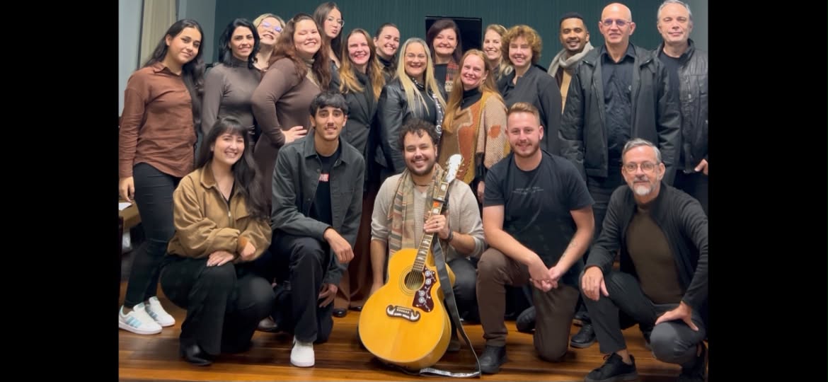 Camerata Vocale leva clássicos do sertanejo raiz ao Teatro Carlos Gomes em Blumenau