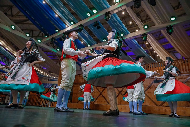 Oktoberfest Blumenau lança Festival de Danças Germânicas 2026: uma celebração da cultura alemã no Vale do Itajaí