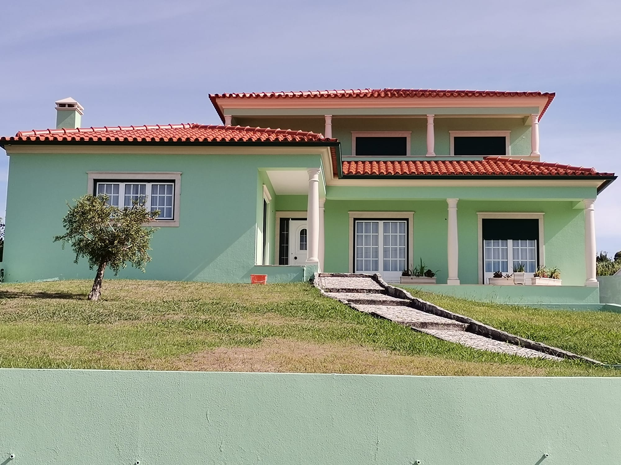 Pintura e Drywall oferece pintura profissional, drywall e acabamento de alto padrão na região